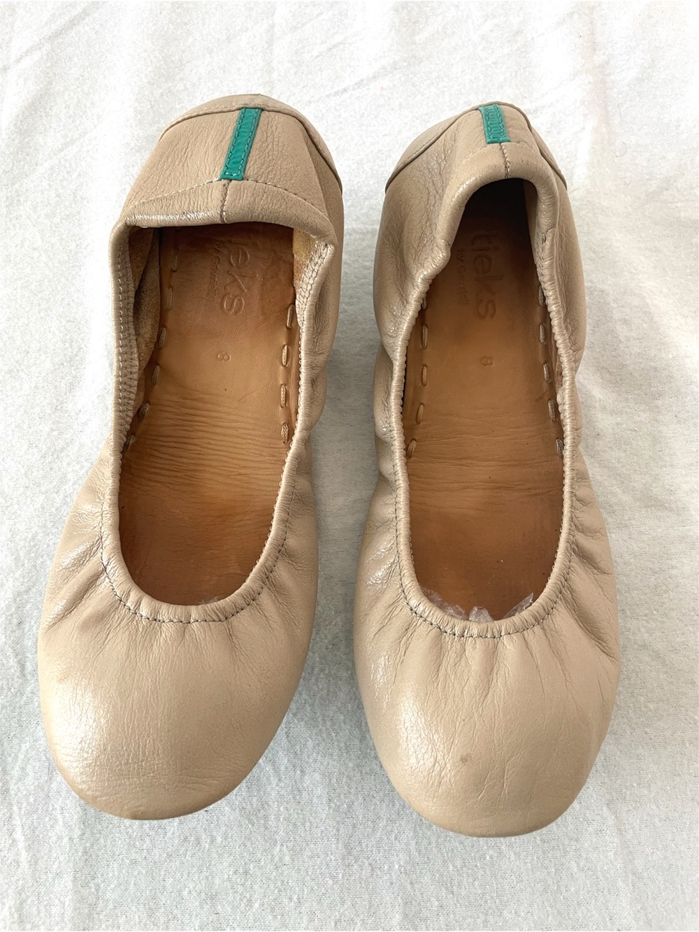 Tieks Beige Leather Ballet Flats Womens 9 Round Toe Slip On Teal Sole Comfort